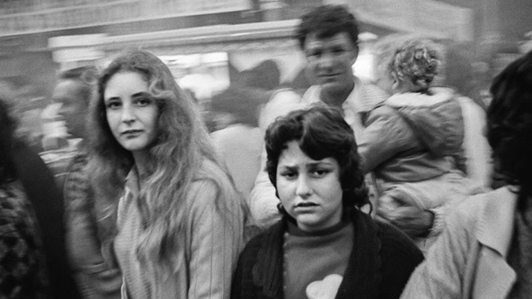 Η ξεπουλημένη Ελλάδα του Δημήτρη Νόλλα