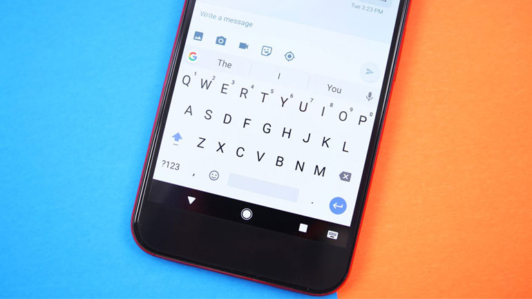 Αυτόματη μετατροπή Greeklish σε Ελληνικά με το πληκτρολόγιο Gboard για Android