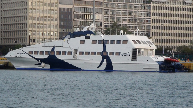 Δύο τραυματίες από πρόσκρουση του καταμαράν «Sea jet 2»