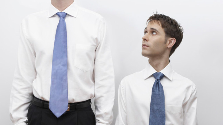 Μεγαλύτερος κίνδυνος θρόμβωσης για τους ψηλούς