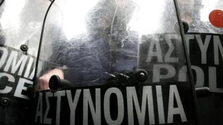 Απαγόρευση συγκεντρώσεων σήμερα στην Αθήνα, λόγω της επίσκεψης Μακρόν