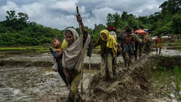 Η Άγκυρα στέλνει 10.000 τόνους βοήθειας στους Ροχίνγκια της Μιανμάρ