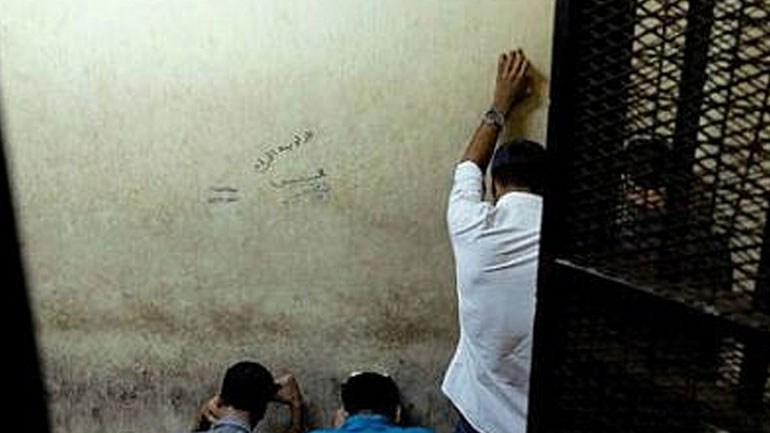 Το Παρατηρητήριο Ανθρωπίνων Δικαιωμάτων καταγγέλει επιδημία των συστηματικών βασανισμών στην Αίγυπτο