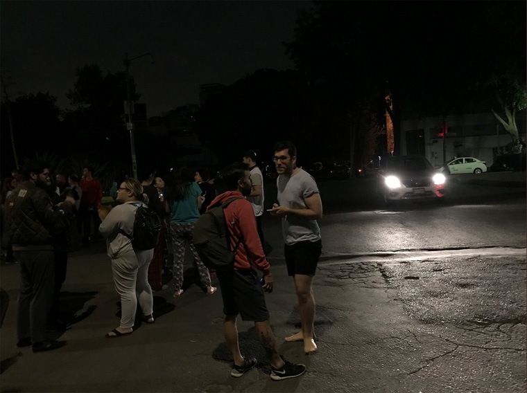 Πανικόβλητοι κάτοικοι του Μεξικού βγήκαν στους δρόμους