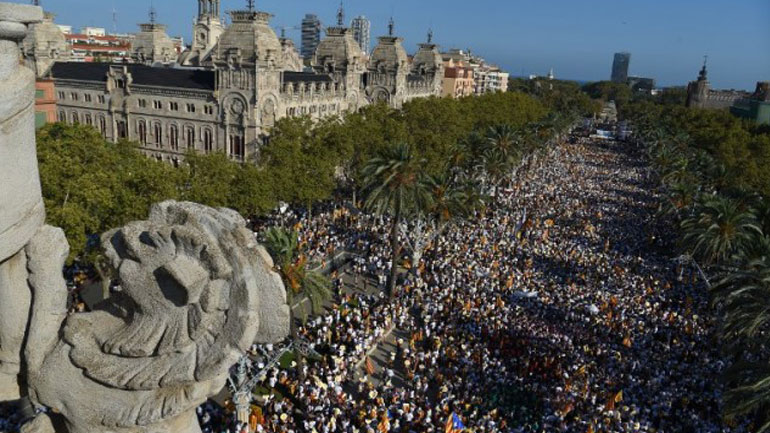 Βαρκελώνη: Χιλιάδες διαδηλωτές για την ανεξαρτησία