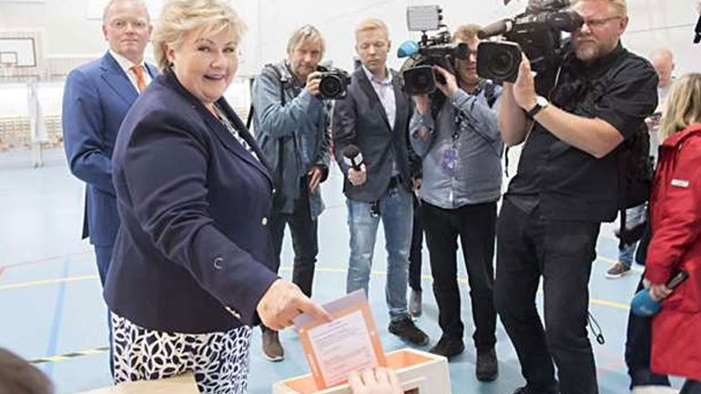 Νορβηγία: Η κεντροδεξιά συμμαχία εξασφαλίζει την πλειοψηφία, σύμφωνα με τα πρώτα επίσημα αποτελέσματα