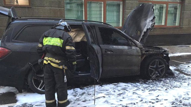 Ρωσία: Εμπρησμοί αυτοκινήτων για να μην προβληθεί η πολυσυζητημένη ταινία «Ματίλντα»