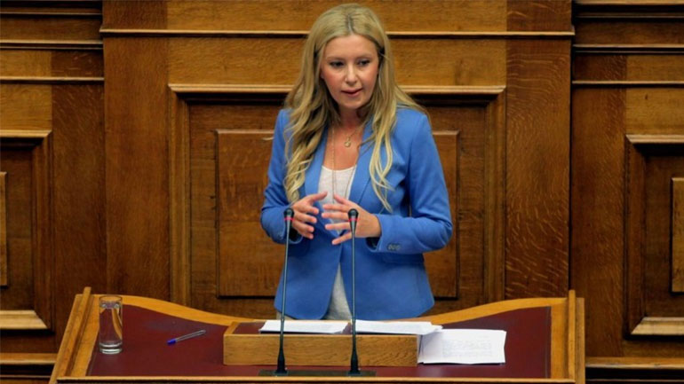 Φ. Αραμπατζή: «Η Κυβέρνηση εγκαταλείπει το κοινοτικό πρόγραμμα διανομής φρούτων και λαχανικών στους μαθητές»