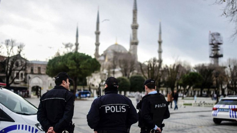 Συνελήφθη ζευγάρι Γερμανών από τις τουρκικές αρχές