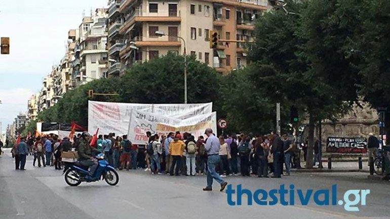 Εισβολή αντεξουσιαστών στη ΔΕΘ