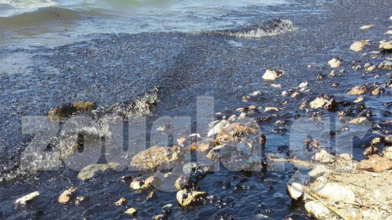 Μηνύσεις θα υποβάλλουν οι δήμοι που επλήγησαν από την πετρελαιοκηλίδα