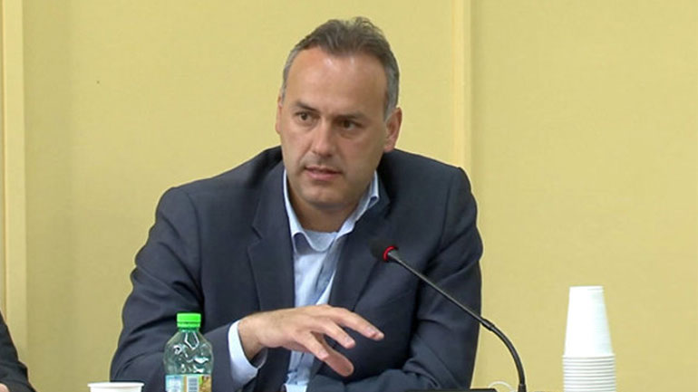 Δήμαρχος Γλυφάδας: Θα διεκδικήσουμε αποζημίωση για τη ρύπανση των ακτών