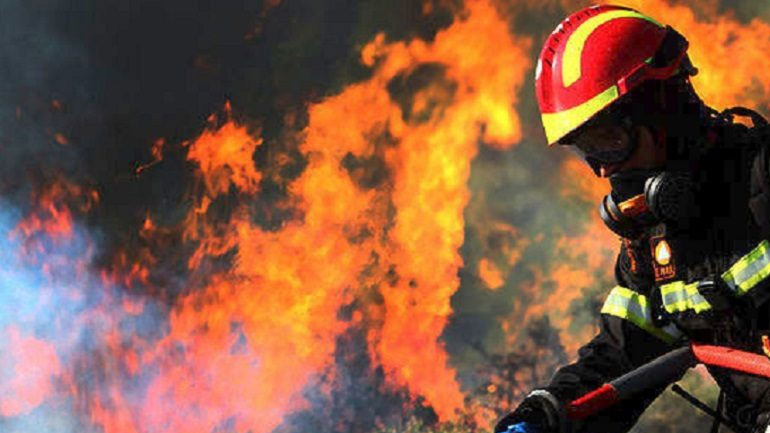 Ολοκληρώθηκε η κατάσβεση των πυρκαγιών στα Φάρσαλα