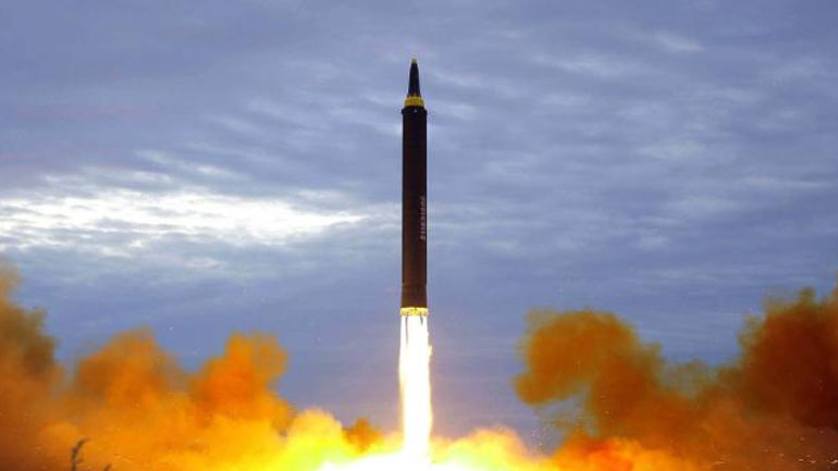 Σε εκτόξευση πυραύλου προχώρησε η Βόρεια Κορέα