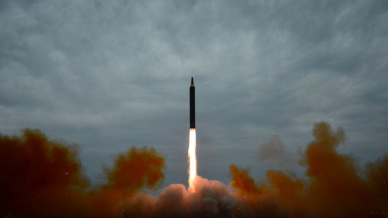 Η Βόρεια Κορέα απάντησε στις κυρώσεις του ΟΗΕ με νέα εκτόξευση βαλλιστικού πυραύλου