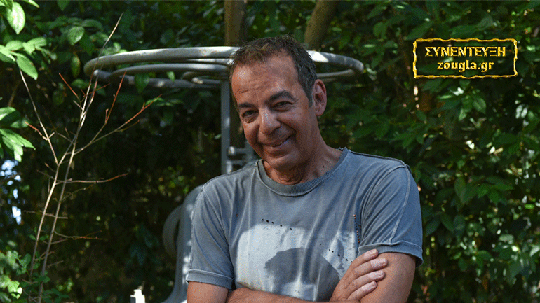 Το come back του  Κώστα Χαριτοδιπλωμένου με άρωμα  80s