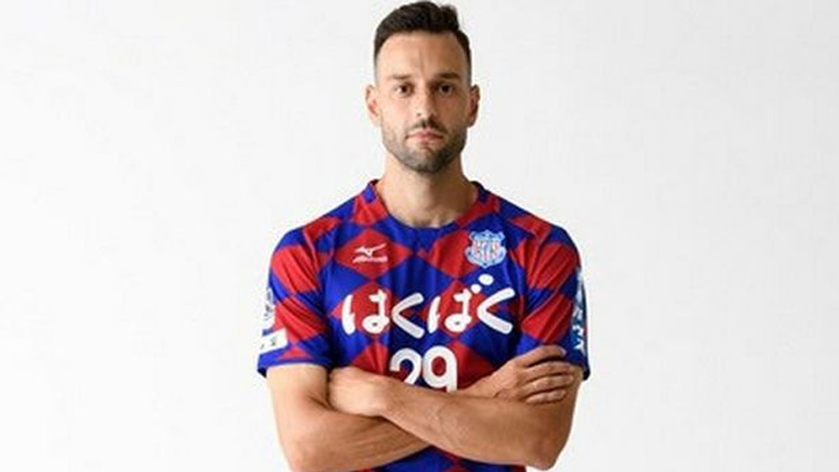 Μετακομίζει στην Ιαπωνία ο Βασίλης Κωνσταντινίδης Μετακομίζει στην Ιαπωνία ο Βασίλης Κωνσταντινίδης