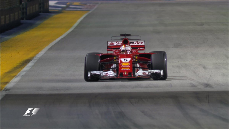 Ο Vettel (Ferrari) θα πρέπει να τερματίσει οπωσδήποτε μπροστά από τον Hamilton έτσι ώστε να τον πλησιάσει ή ακόμα και να το περάσει στην βαθμολογία  