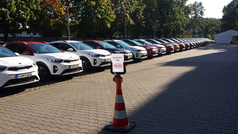 Τα δημοσιογραφικά KIa Stonic...