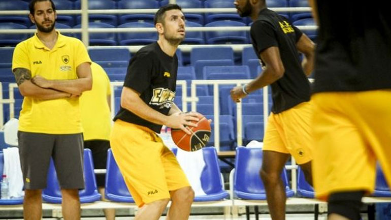 ΑΕΚ: Θλάση ο Ξανθόπουλος