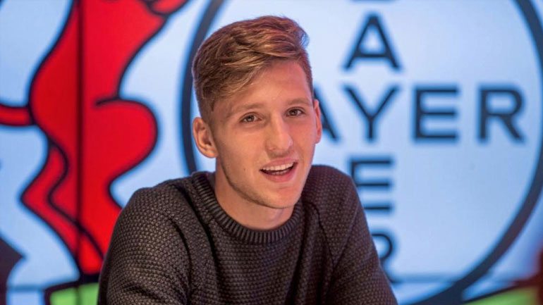 Ρέτσος: «Με χαροποιεί που κερδίσαμε στο ντεμπούτο μου»