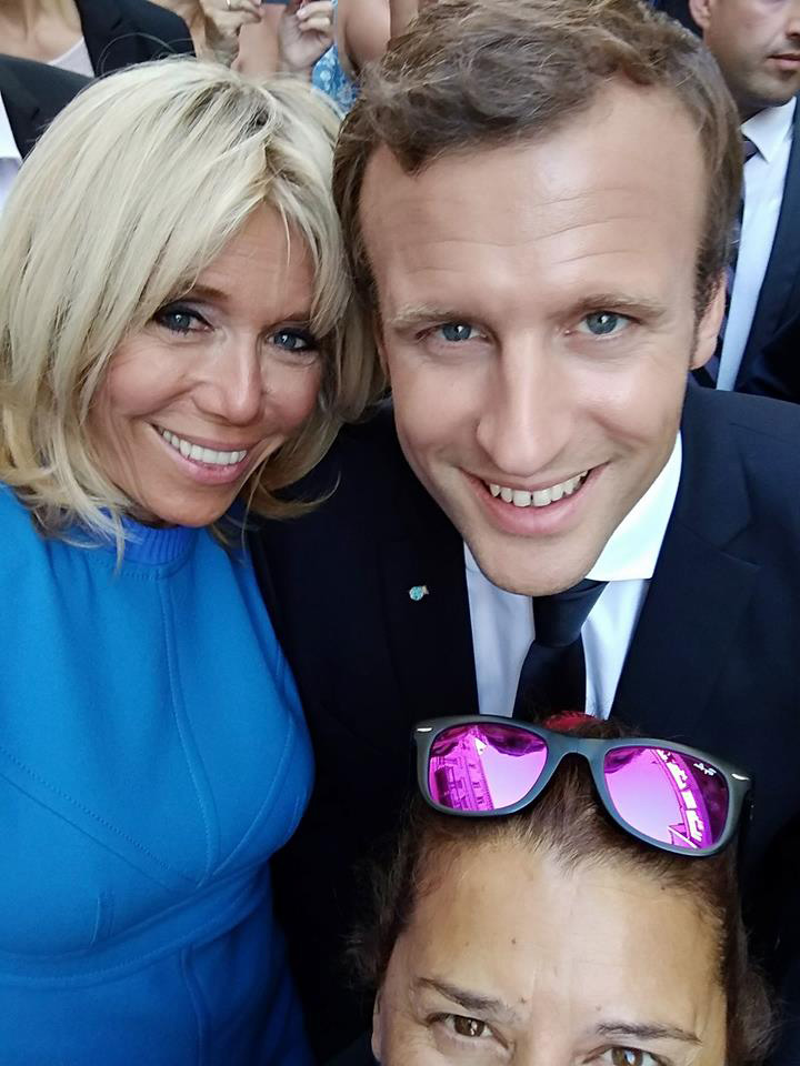 Και... selfie η Πόπη!