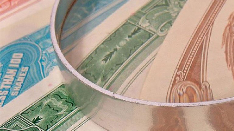 Υποχωρούν οι αποδόσεις των πορτογαλικών ομολόγων