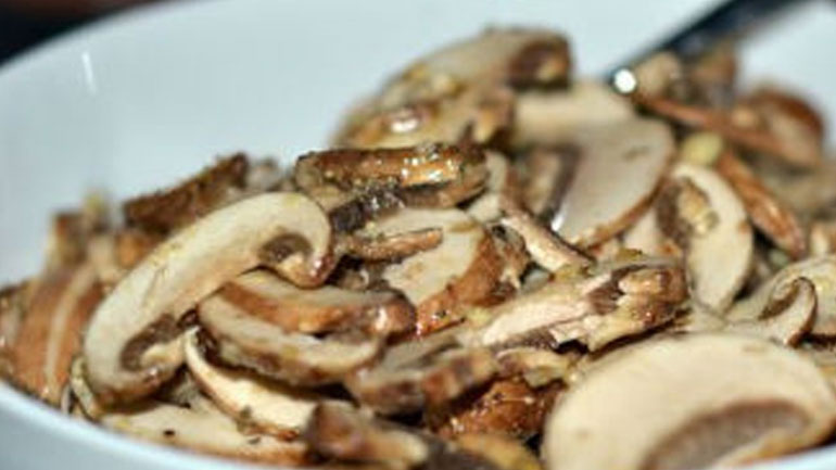 Γαλλική σαλάτα με μανιτάρια