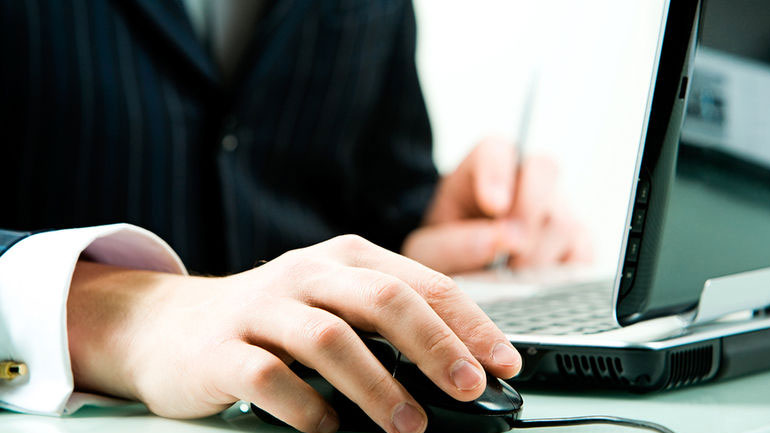 Προβλήματα με το Microsoft Outlook αντιμετωπίζουν εκατοντάδες χρήστες