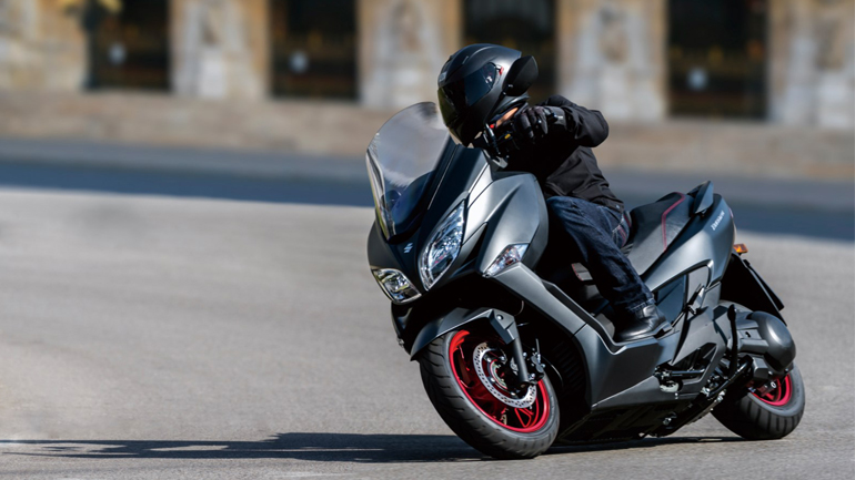 Suzuki Burgman 400: Ανανεωμένο και σε καλύτερη τιμή