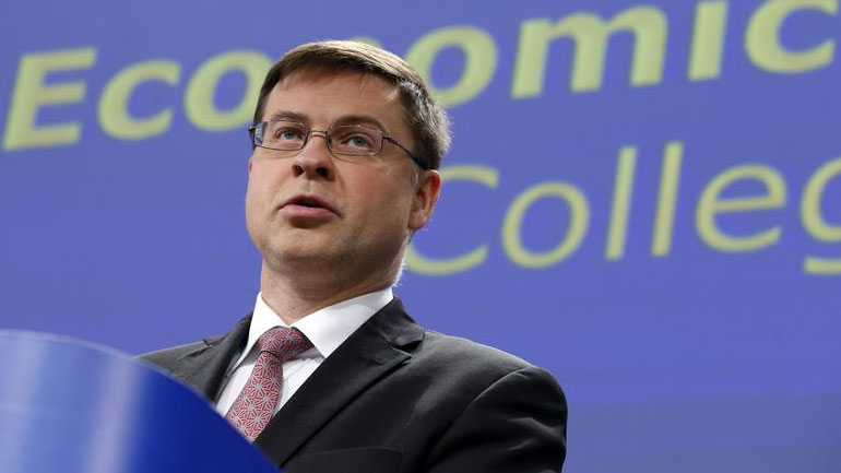 Ντομπρόβσκις: Επανέρχεται η χρηματοπιστωτική σταθερότητα και η Ελλάδα ανακάμπτει