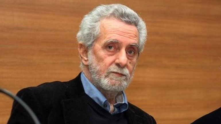 Ο « Πειραιάρχης», ο Κουρουμπλής και ο Δημοσθένης κάνουν βόλτα στο λιμάνι