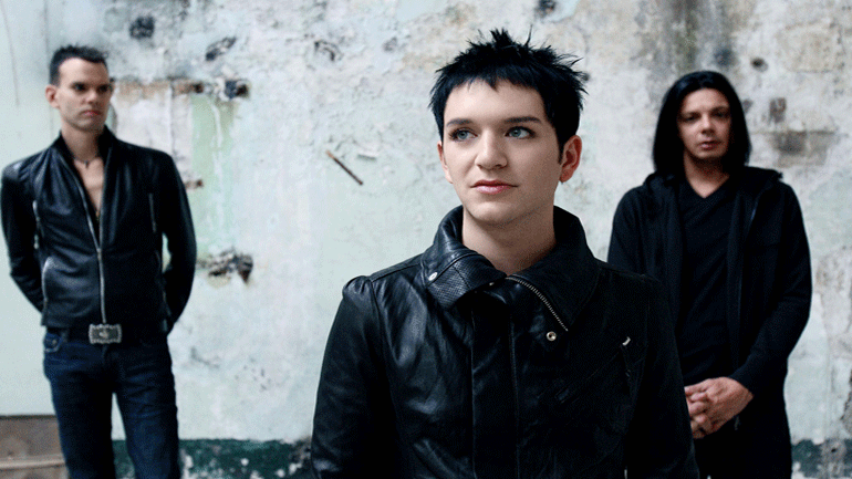 Online δημοπρασία με σπάνια προσωπικά αντικείμενα των Placebo για φιλανθρωπικό σκοπό