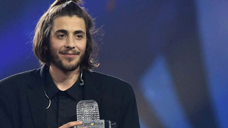 Στην εντατική ο νικητής της Eurovision, Σαλβαντόρ Σομπράλ