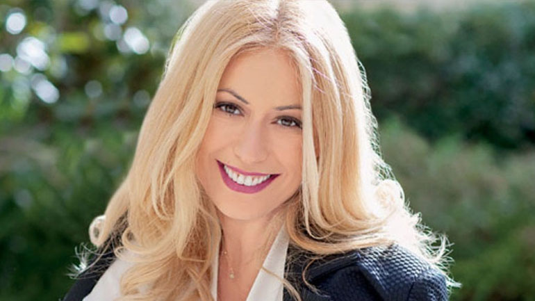 Μαρία Μπακοδήμου: Η απόδραση στο Παρίσι και η συνάντηση με τον Νίκο Αλιάγα