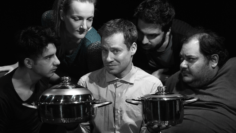 Ο «Χαρτοπόλεμος» επιστρέφει στο Μικρό Γκλόρια