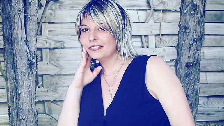 Η Άννα Τσιάλτα παρουσιάζει το νέο της βιβλίο