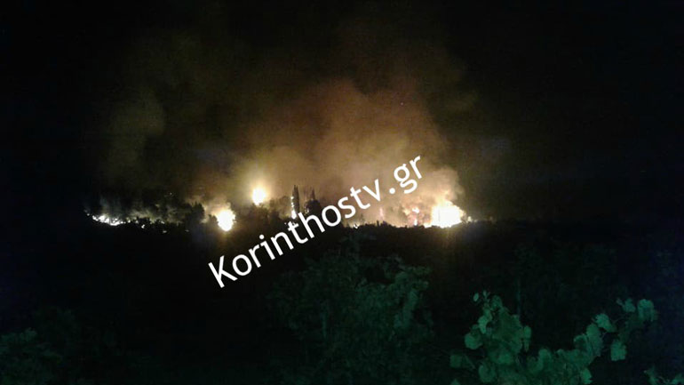 Ανεξέλεγκτη μαίνεται η φωτιά στο Κούτσι Νεμέας