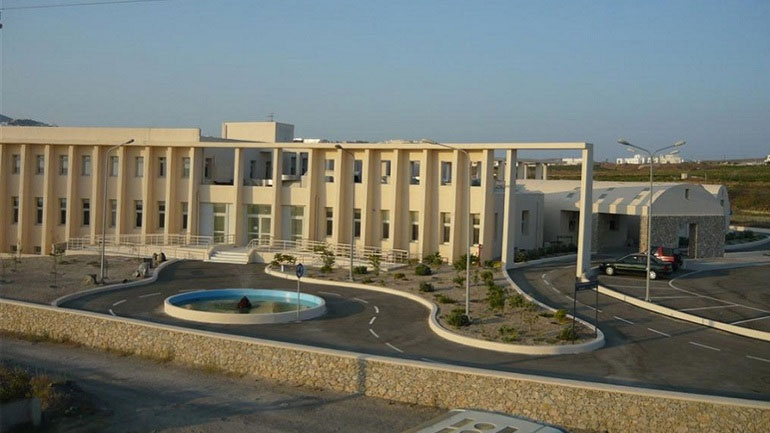 Προβλήματα στην εκταμίευση του ποσού για την κάλυψη των ενοικίων του ιατρικού προσωπικού του Γ.Ν.Θήρας