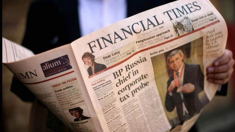 Financial Times: Οι ελληνικές τράπεζες δέχονται χτύπημα
