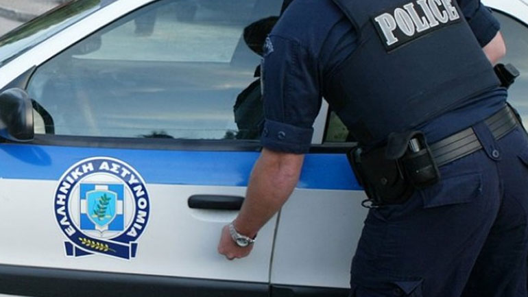 Εξάρθρωση εγκληματικής ομάδας που διέπραττε κλοπές στα σταθμευμένα αυτοκίνητα