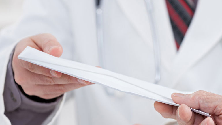 Διευθυντής στο ΚΑΤ συνελήφθη για φακελάκι