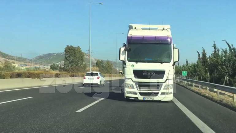 Νταλίκα… πήγαινε ανάποδα στην Αττική οδό