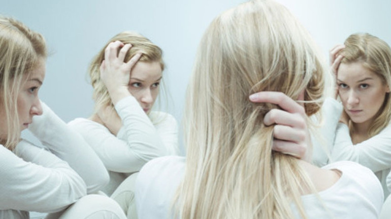 Σχιζοφρένεια: Αυτά είναι τα βασικά σημάδια