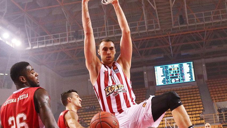 Νίκη-πρόκριση με σούπερ άμυνα για τον Ολυμπιακό, 70-56 τον Ερυθρό Αστέρα