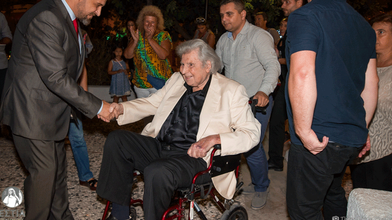 H ΕΣΤΙΑ Νέας Σμύρνης τίμησε τον Μίκη Θεοδωράκη