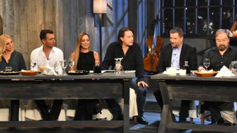 Στην υγειά μας ρε παιδιά: Πρεμιέρα το Σάββατο 30 Σεπτεμβρίου στον ΣΚΑΪ Στην υγειά μας ρε παιδιά: Πρεμιέρα το Σάββατο 30 Σεπτεμβρίου στον ΣΚΑΪ