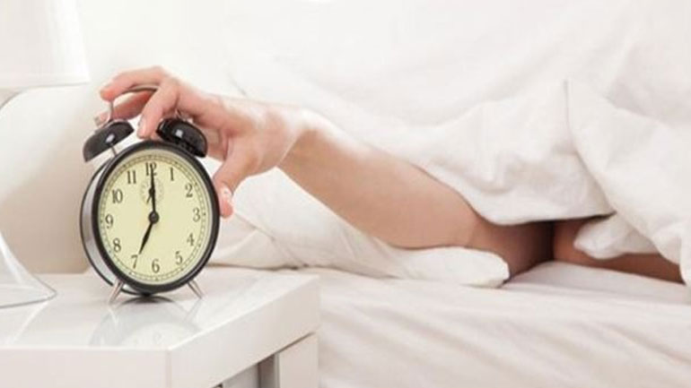 Να γιατί η αναβολή στο ξυπνητήρι κάνει κακό