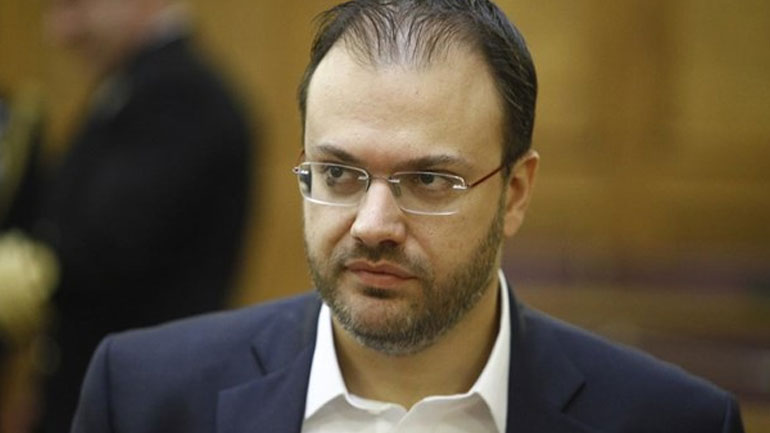 Συνεδριάζει η ΚΕ της ΔΗΜΑΡ – Επίθεση σε ΣΥΡΙΖΑ και ΝΔ από τον Θ. Θεοχαρόπουλο