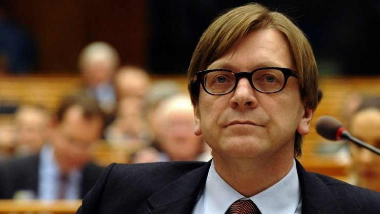 Συγχαρητήρια από τον Φερχόφστατ στη Μέρκελ